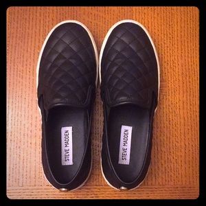 Black Slip-On Steve Maddens